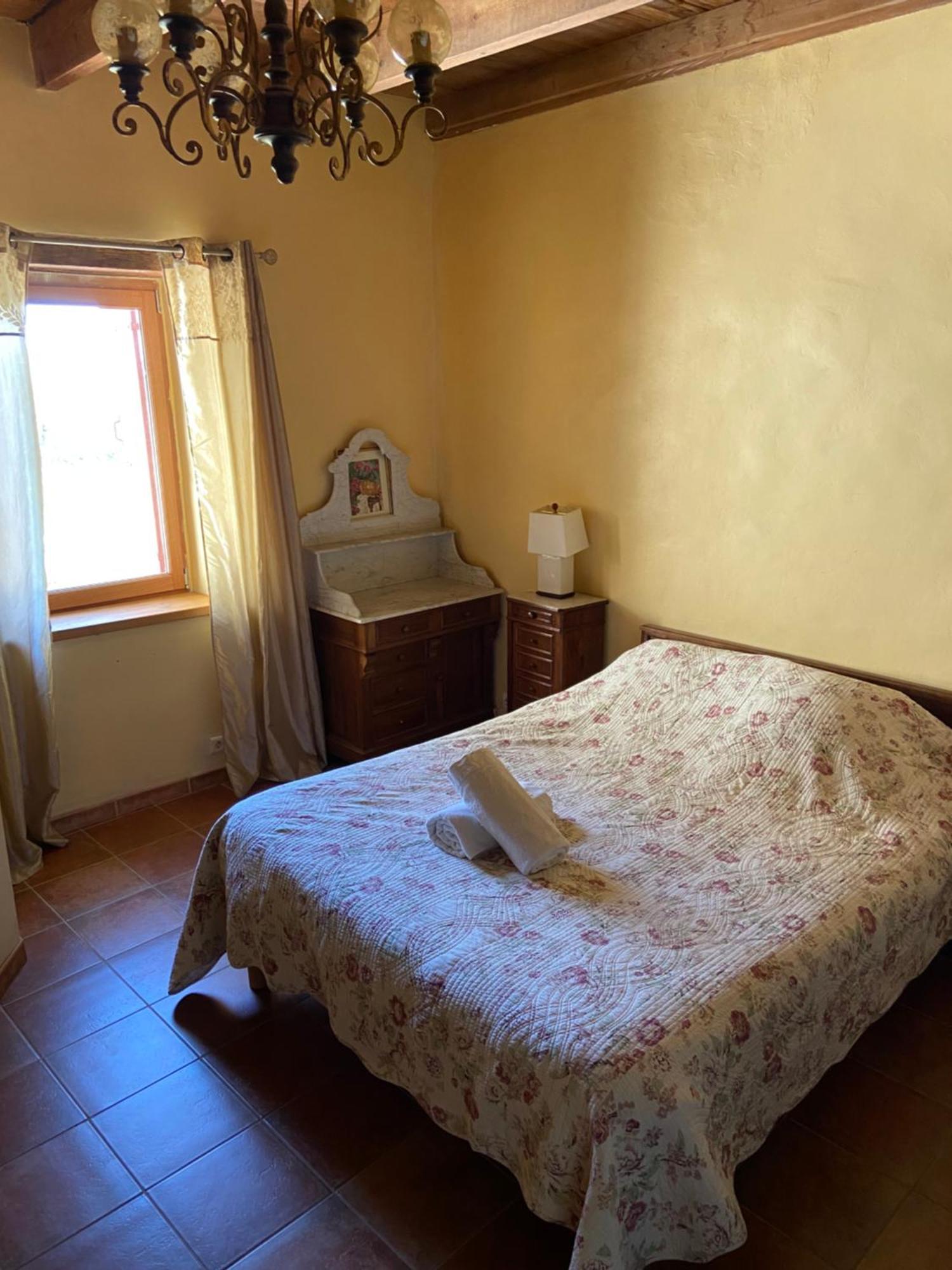 Domaine De Cousignac Bed and Breakfast Bourg-Saint-Andéol Exteriör bild
